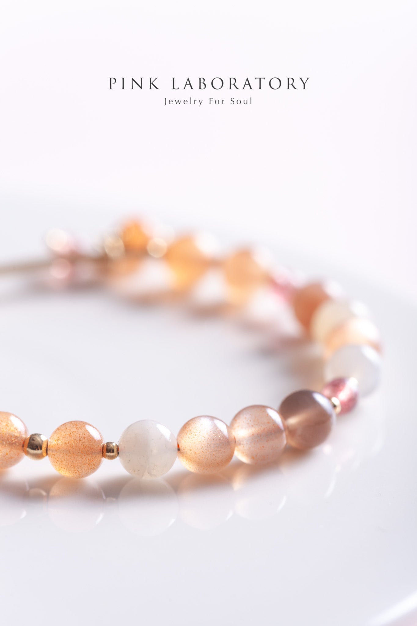 彩月光石橘月光石草莓晶6mm14k包金手鍊