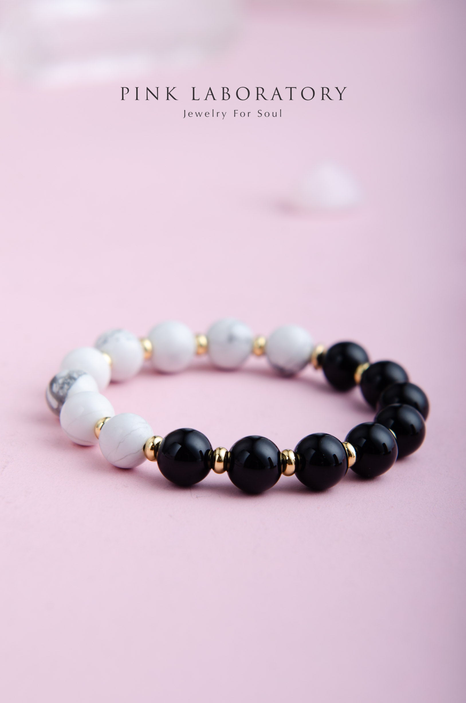 黑瑪瑙白松石手鍊