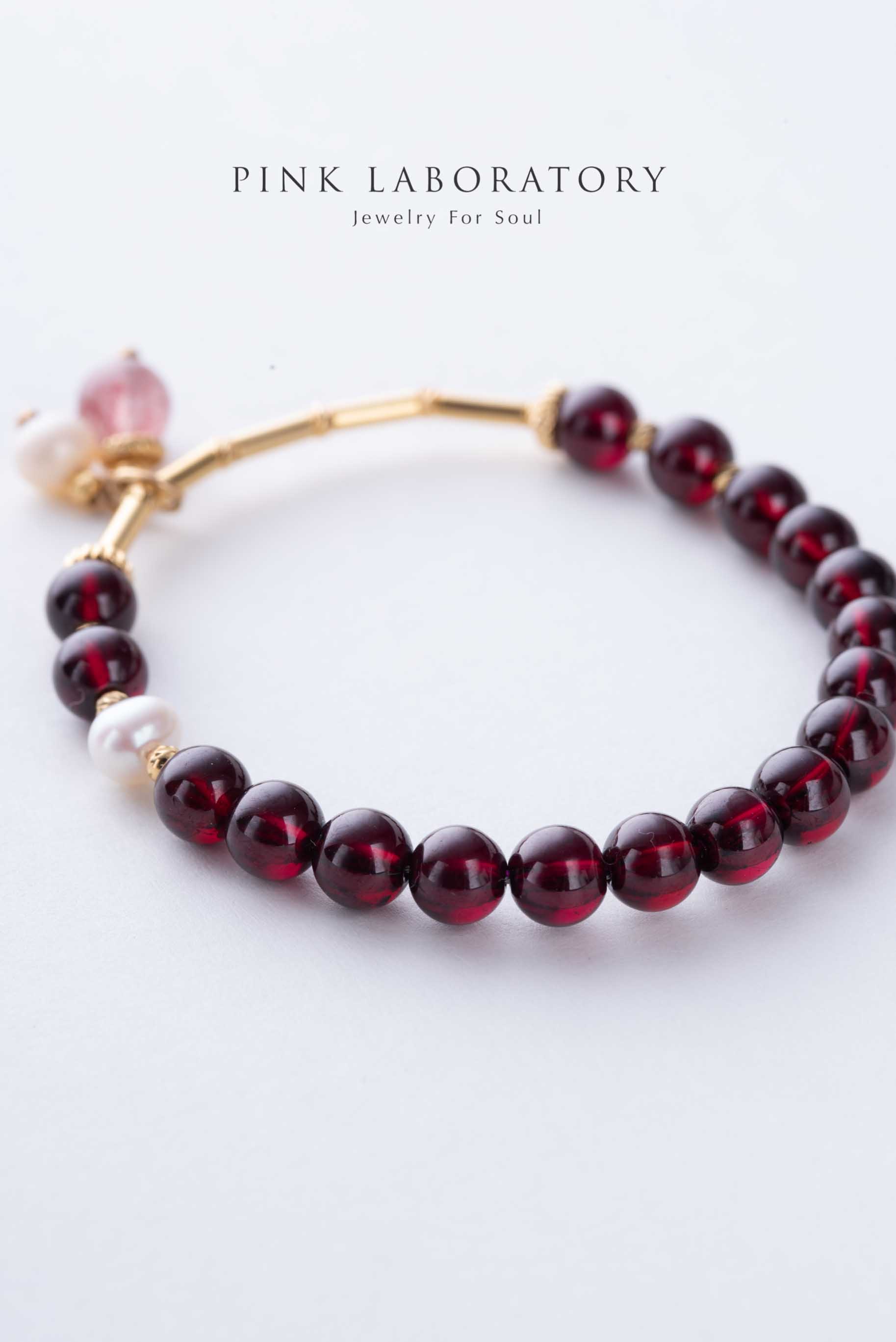 石榴石手鍊 | 珍珠 | 草莓晶 |