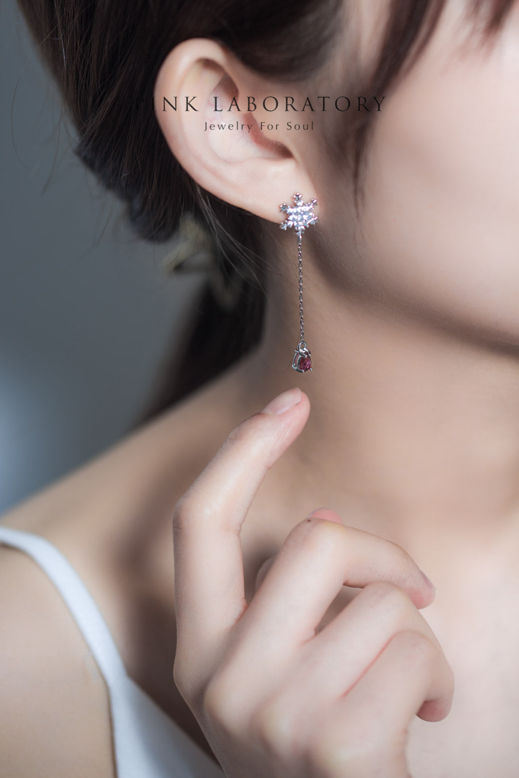 粉碧璽雪花耳環 | 925純銀鍍白金耳釘